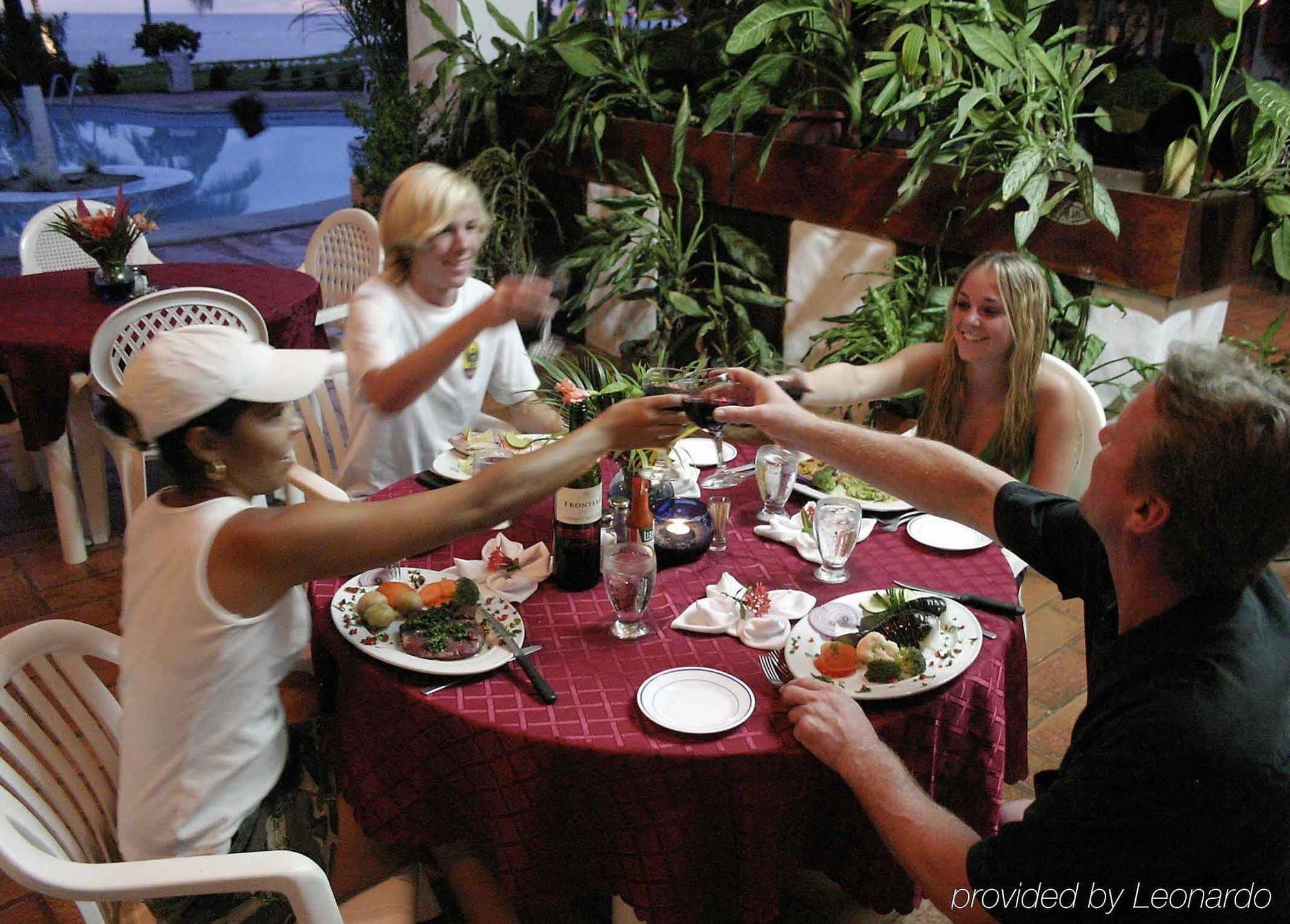 Hotel Iguanazul Playa Junquillal Restaurant foto